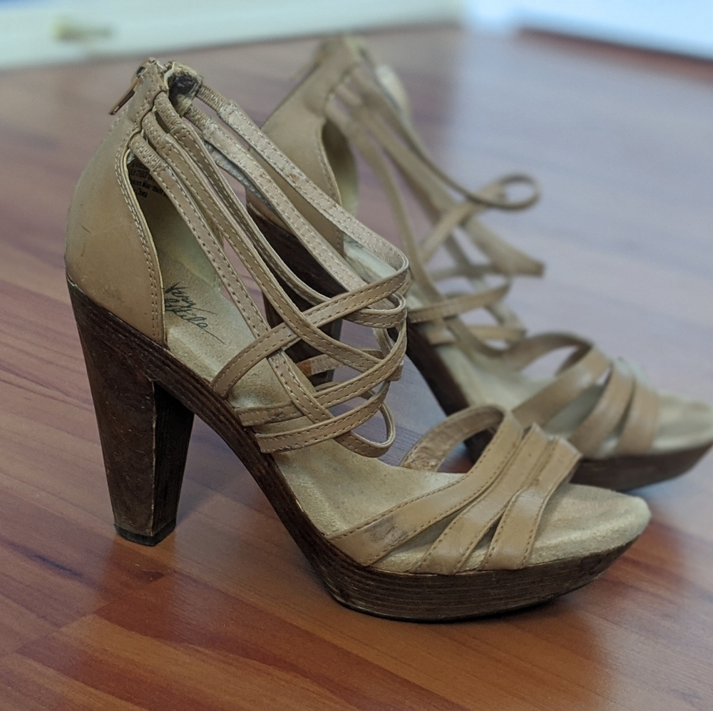 3/$30 Very Volatile Strappy Leather Heels